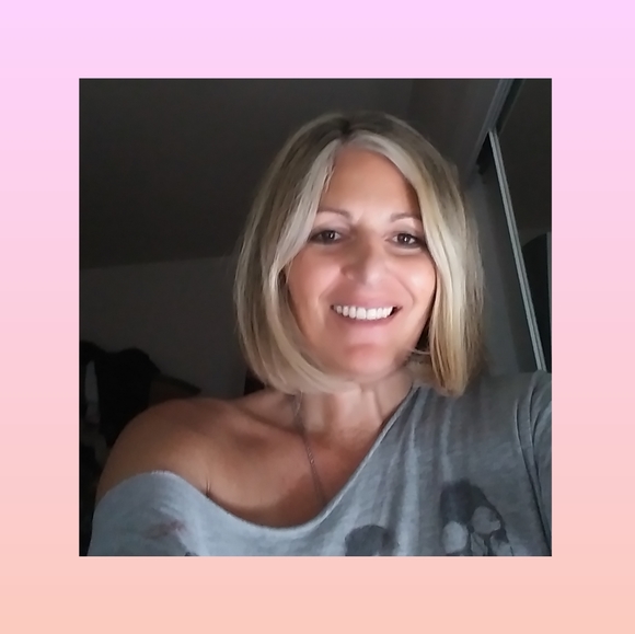 Meet your Posher, Jessie - Picture 2 of 2